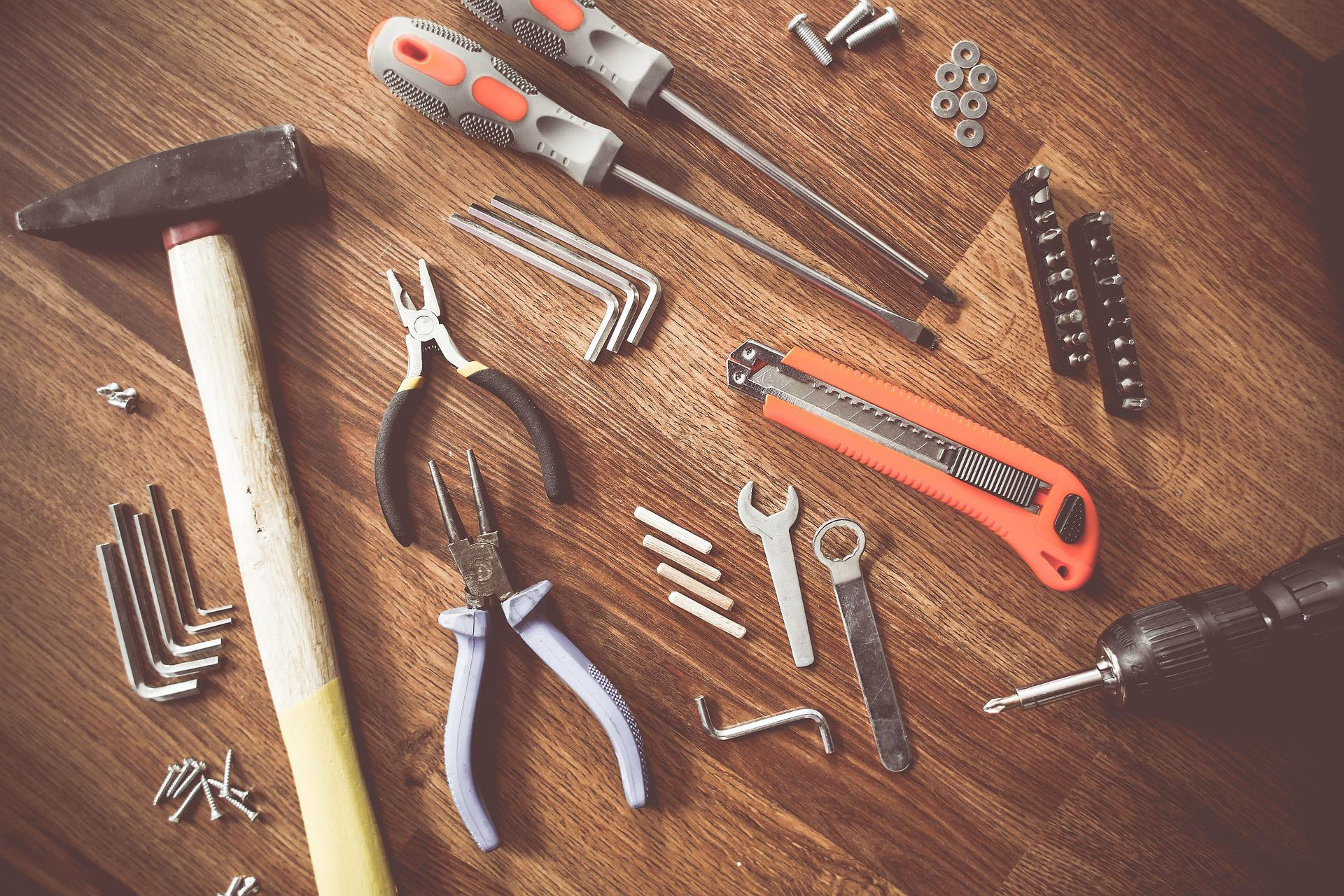 tools-gf30e68cd0_1920.jpg