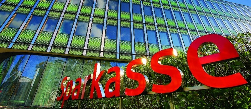 Bild Schriftzug Sparkasse.jpg